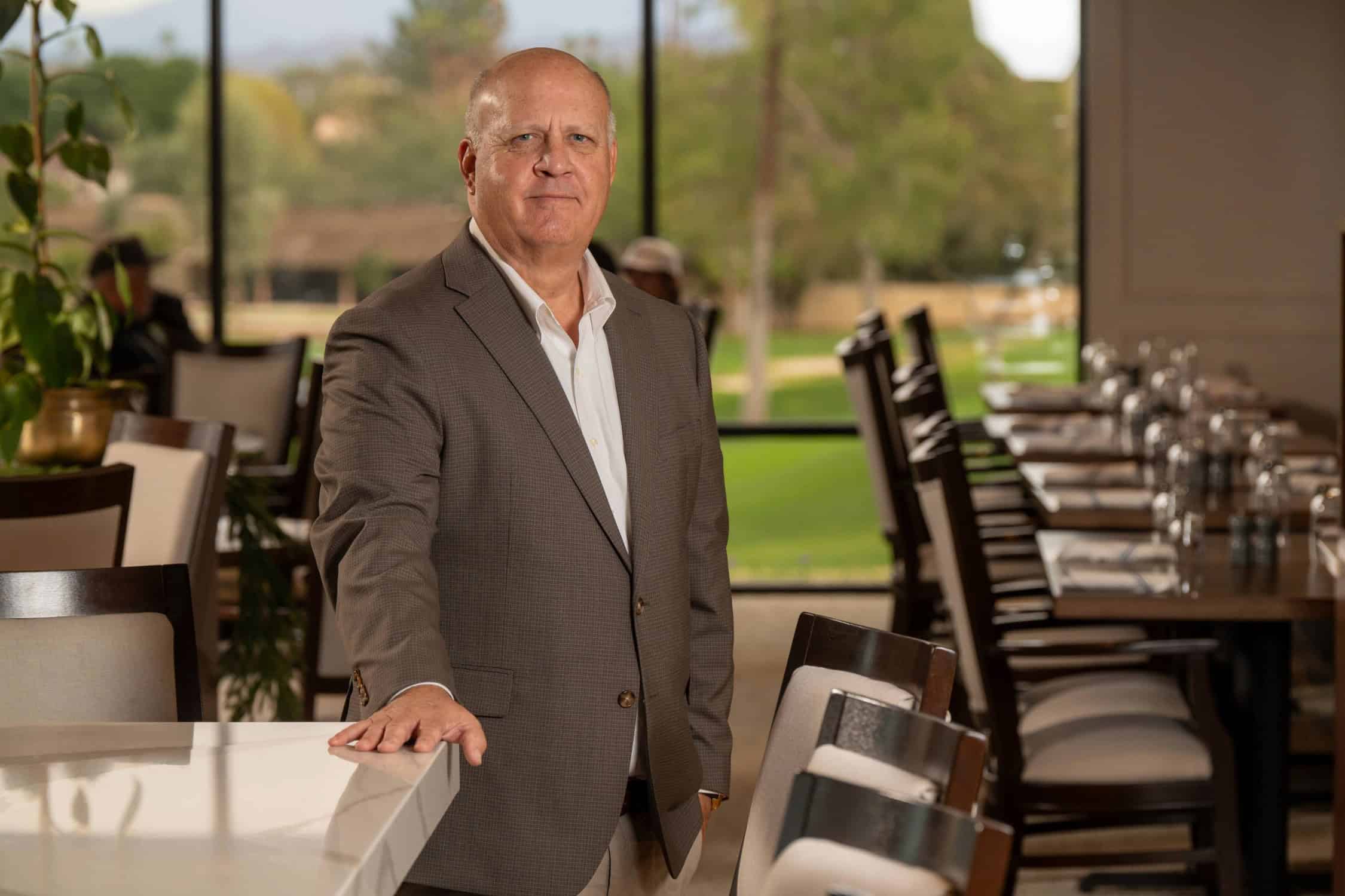 Keith Woods, candidato a vicepresidente de SRP: 30 años de experiencia.